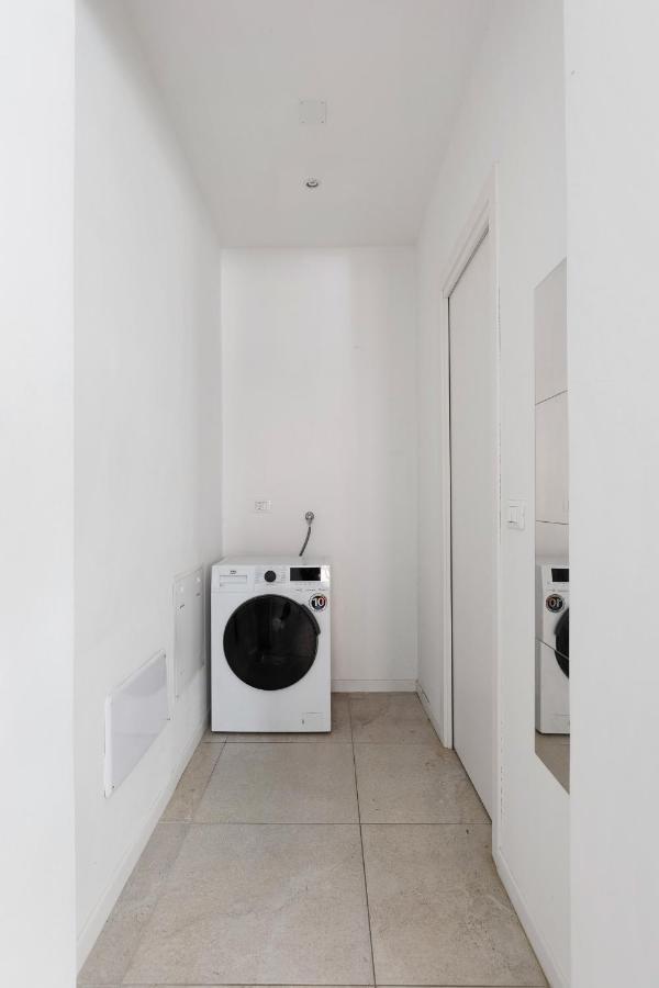 Modern Studio In Borgo Panigale By Wonderful Italy Bologna Kültér fotó